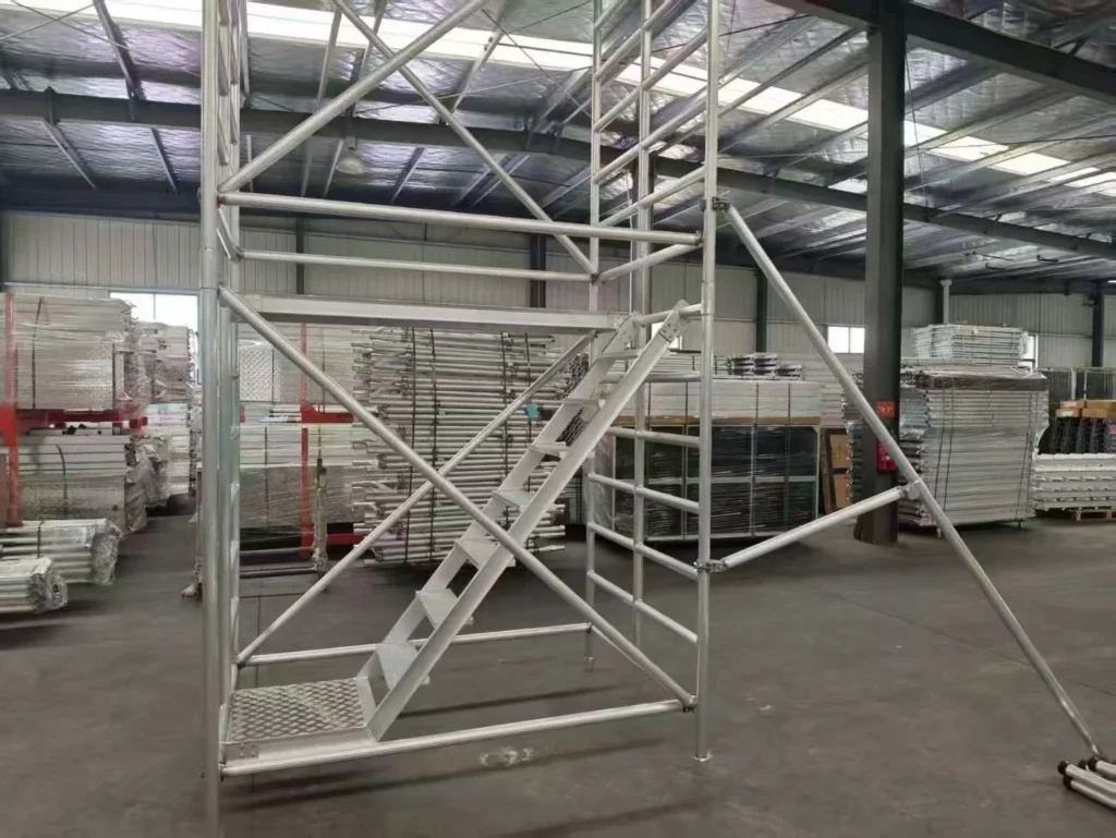 aluminium mobile scaffold tower with staircase